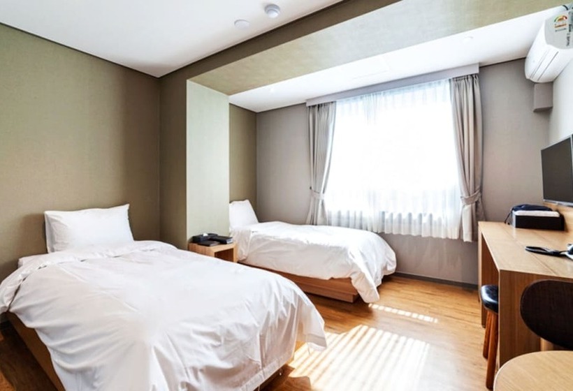 Отель Gangneung Olympia