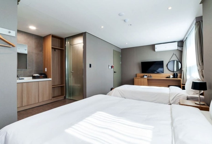 Отель Gangneung Olympia