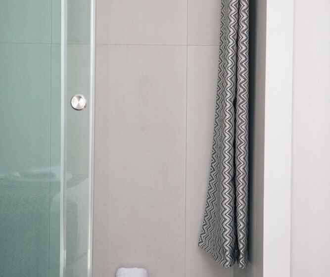 فندق Gateway Suites