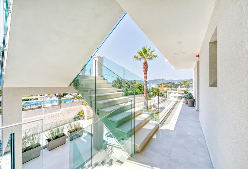 בית מלון כפרי Hidden Cove Corfu