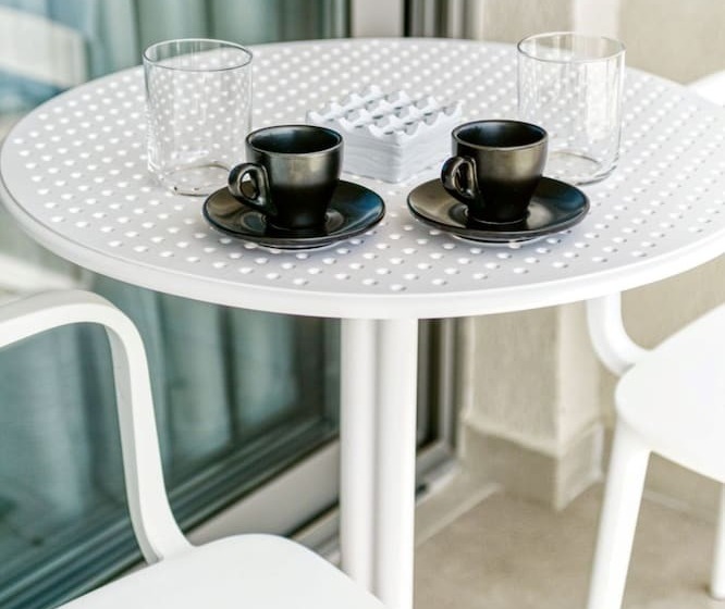 בית מלון כפרי Hidden Cove Corfu