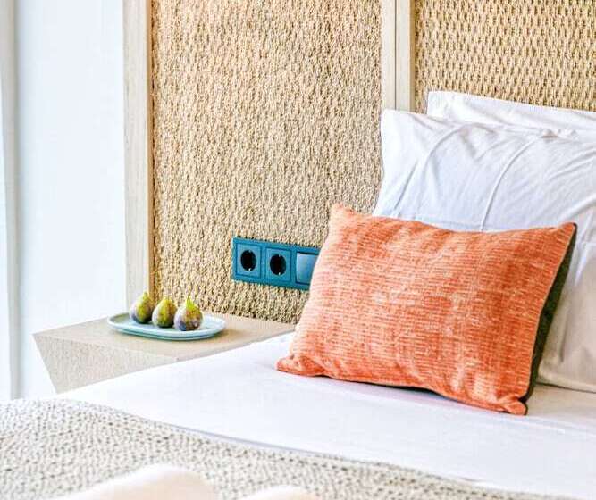 בית מלון כפרי Hidden Cove Corfu