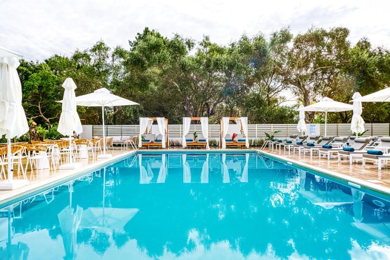 בית מלון כפרי Hidden Cove Corfu