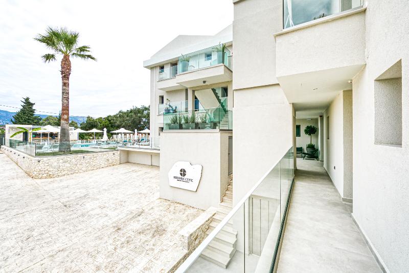 בית מלון כפרי Hidden Cove Corfu