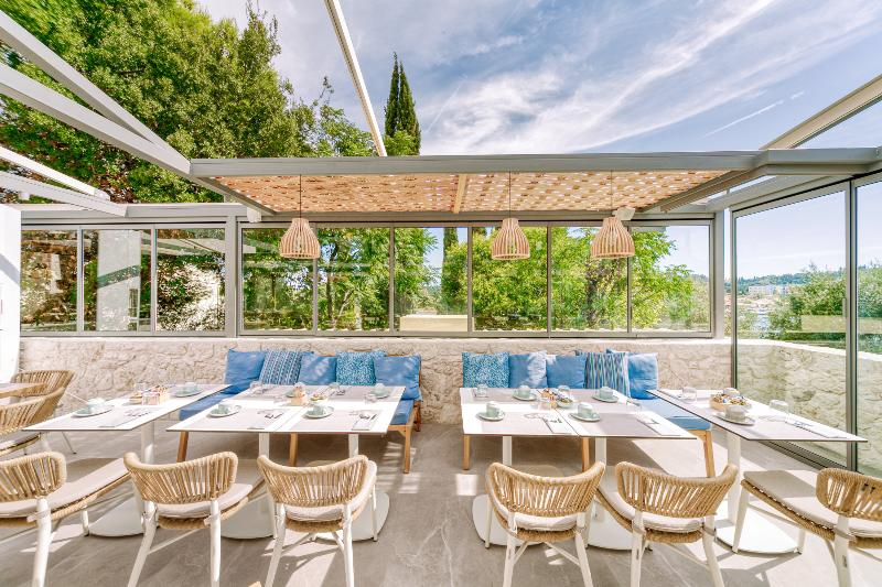 בית מלון כפרי Hidden Cove Corfu