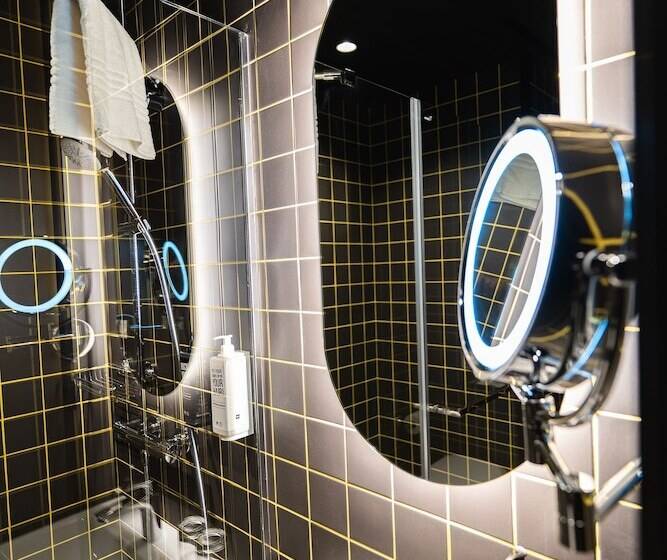 هتل Ibis Lviv Centre