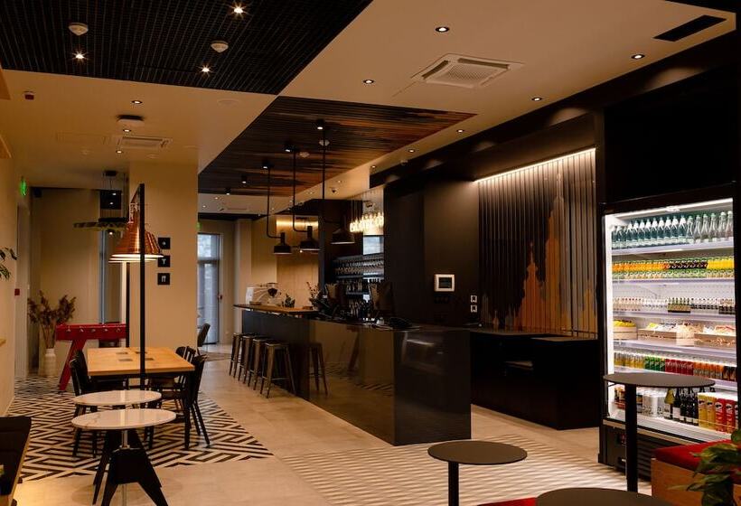 هتل Ibis Lviv Centre