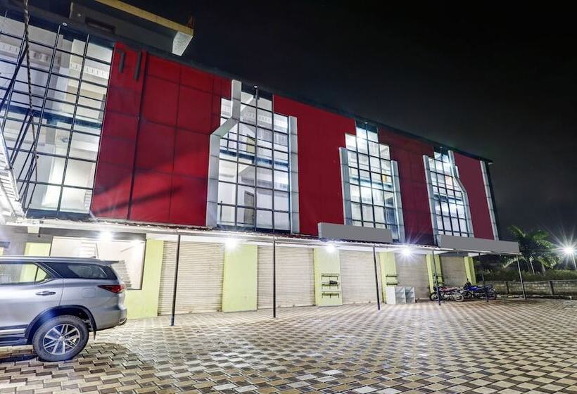 בית מלון כפרי Super Collection O Coorg