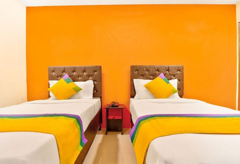 Itsy Hotels Carnival Inn