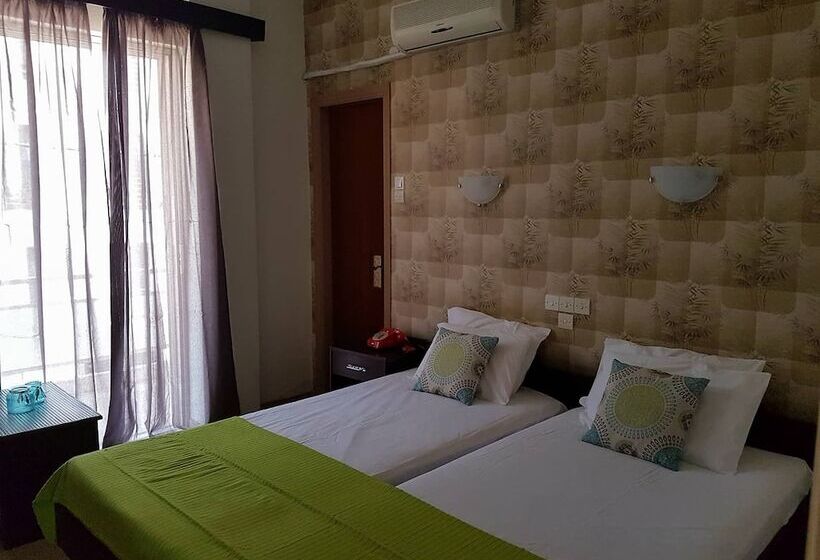 בית מלון כפרי Kekrops