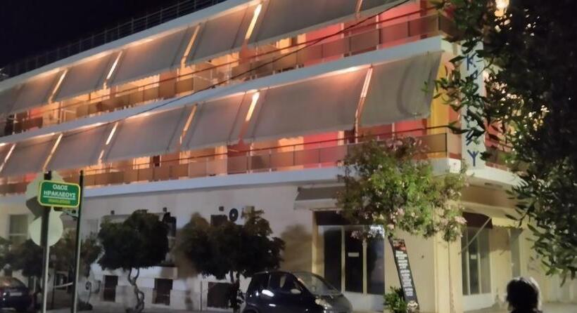 בית מלון כפרי Kekrops