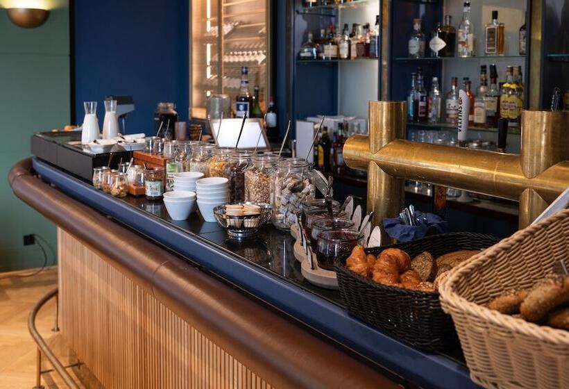 فندق Kieler Yacht Club