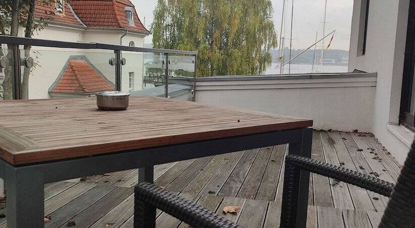 فندق Kieler Yacht Club