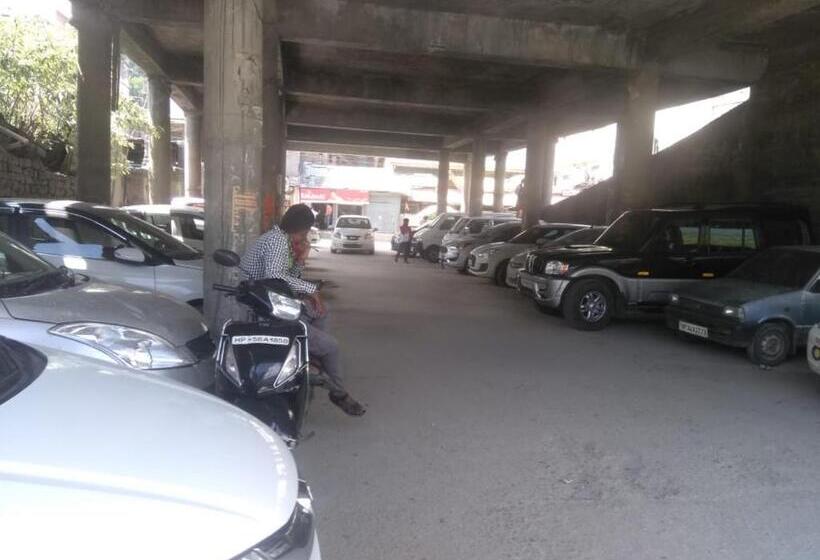 ホテル Kullu Valley