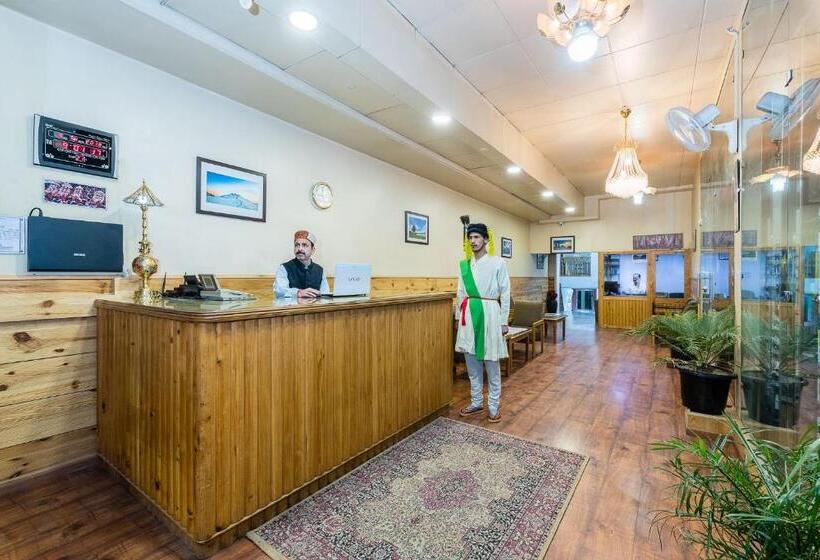 ホテル Kullu Valley