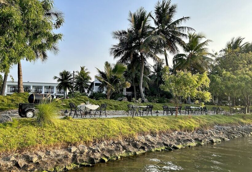 فندق Lagoon Sarovar Premiere Resort, Pondicherry