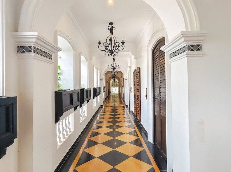 호텔 Lagoon Sarovar Premiere Resort, Pondicherry