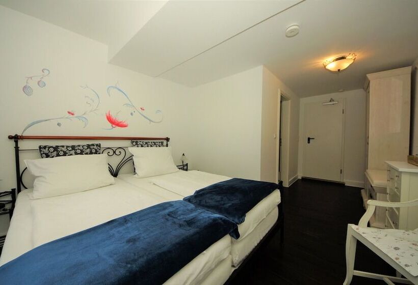 Liebezeit   Ehemals Hotel Dillenburg