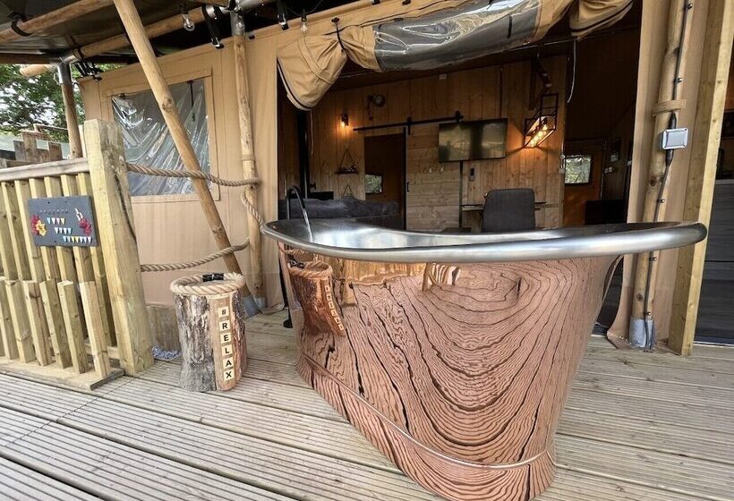 ホテル Lion King Safari Tent