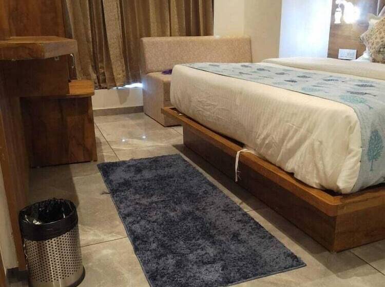 ホテル Lotus Villa