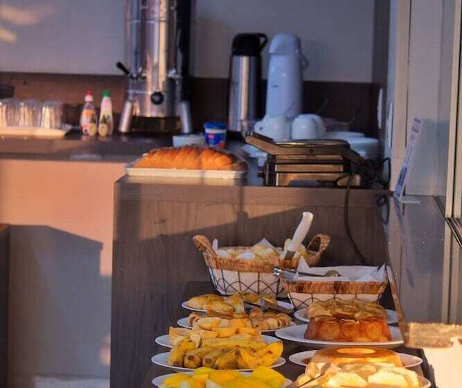 בית מלון כפרי Maper Park