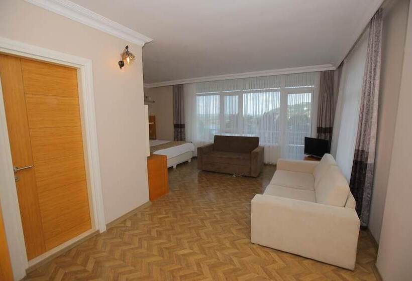 هتل My Garden Nature Club