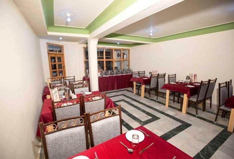 Отель Nirmal Chhaya