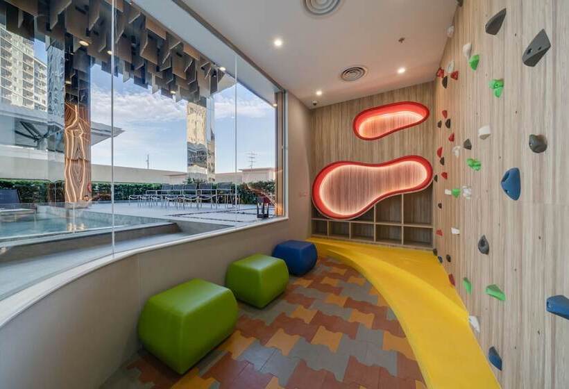 ホテル Oakwood Suites Tiwanon Bangkok