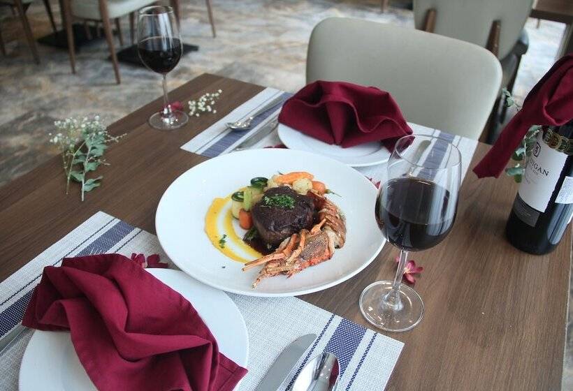 هتل Phu Thang Grand