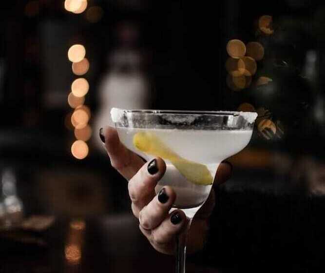 Отель Platamon Centrale