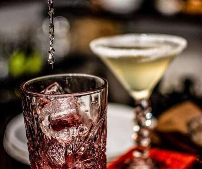 Отель Platamon Centrale