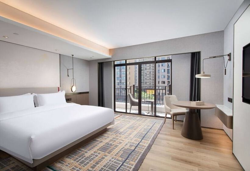 ホテル Ramada Plaza By Wyndham Poyang