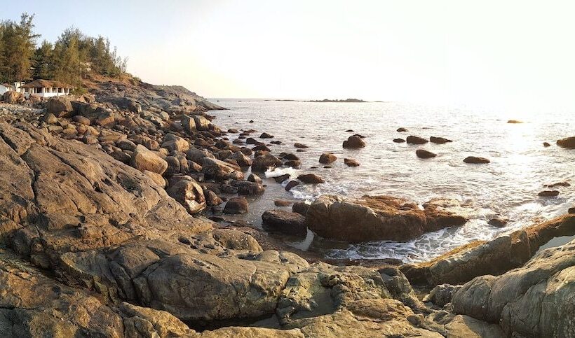 호텔 Red Earth Gokarna