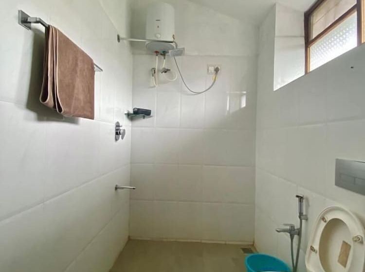 فندق Red Earth Gokarna