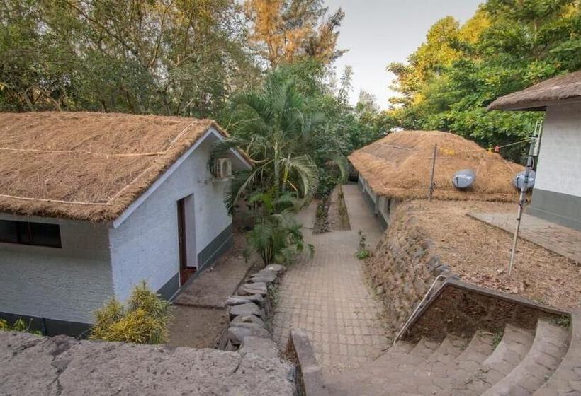 فندق Red Earth Gokarna