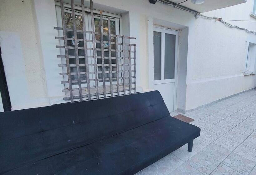 ホテル Roomate Stains