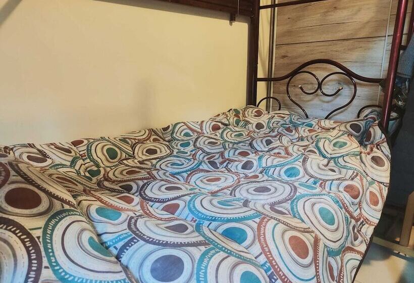 ホテル Roomate Stains