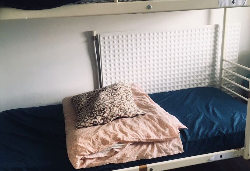 ホテル Roomate Stains