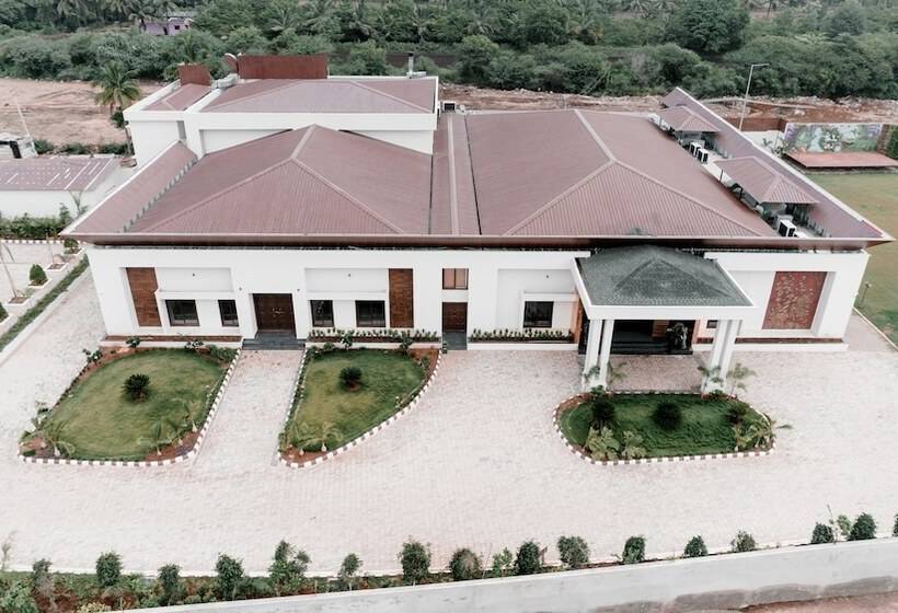 בית מלון כפרי Royal Ritz