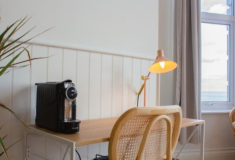 ホテル Selina Margate