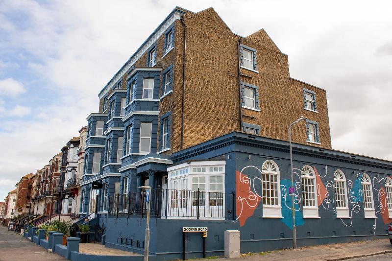 ホテル Selina Margate