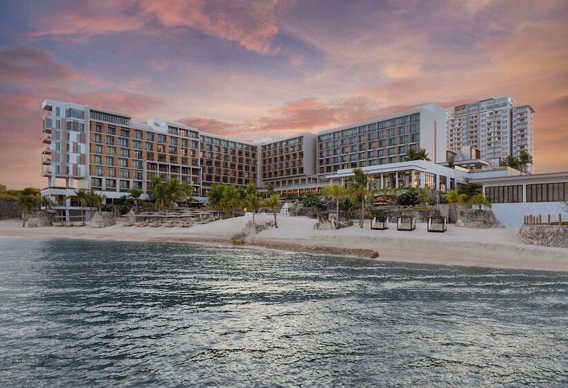 בית מלון כפרי Sheraton Cebu Mactan Resort