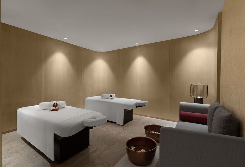 Hotel Sheraton Cebu Mactan Resort