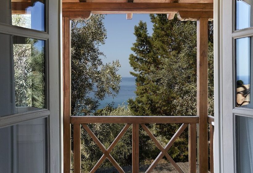 هتل Skiathos Ira