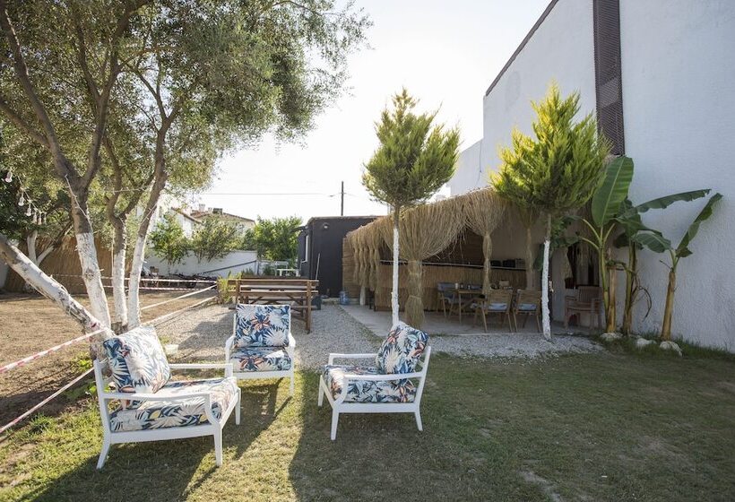 בית מלון כפרי Surla