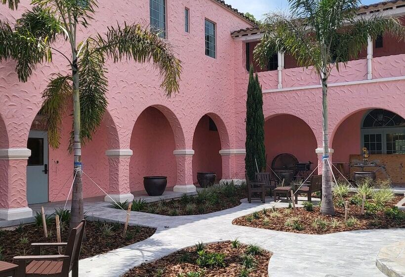 فندق The Hacienda