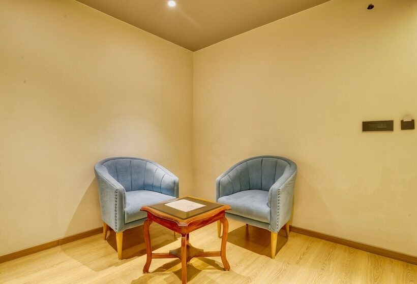 酒店 The Vincent Inn