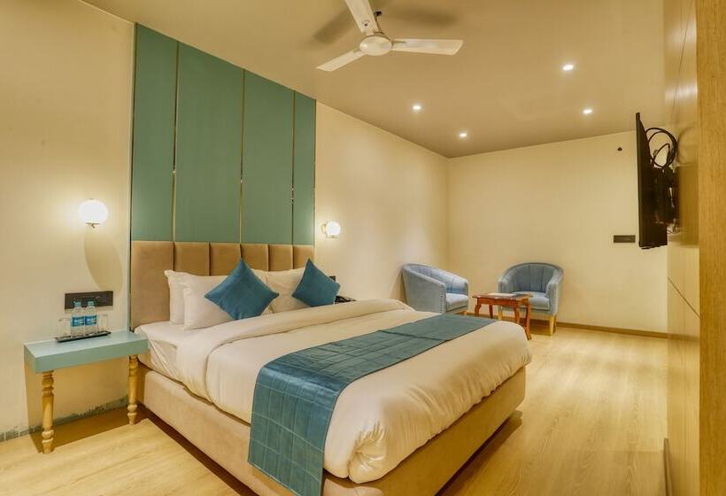 酒店 The Vincent Inn