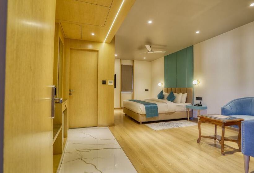 酒店 The Vincent Inn