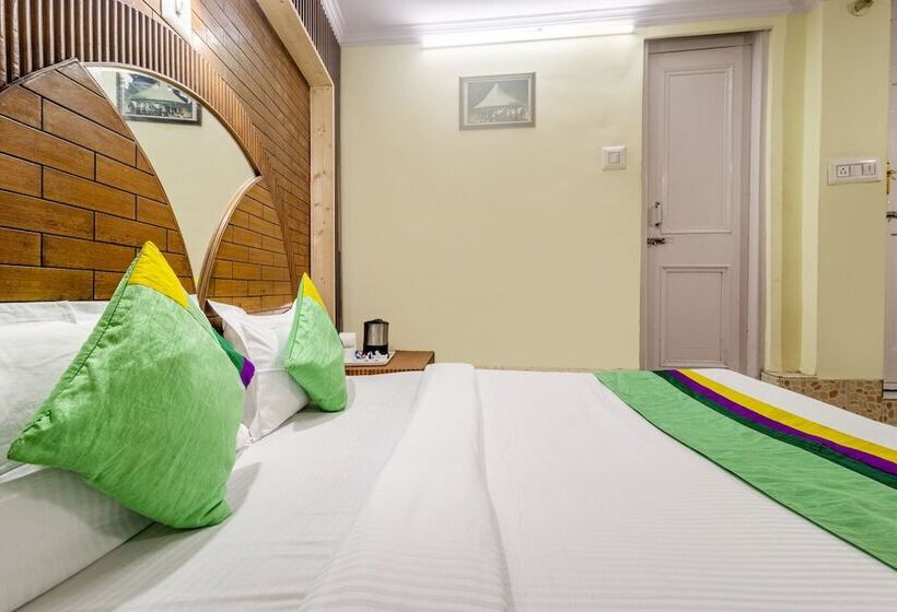 Отель Treebo Greenland, Mall Road